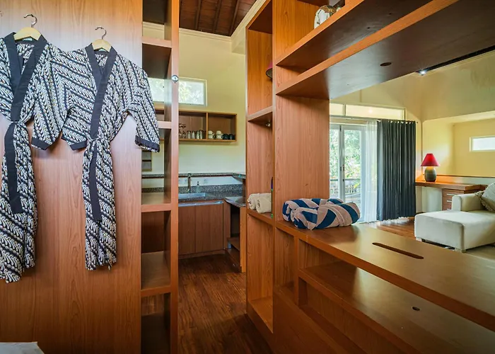 Coconut Heaven By Bali Solutions Seminyak